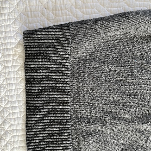 Gray Mock turtleneck sweater by Daily Ritual, size S - Picture 3 of 5